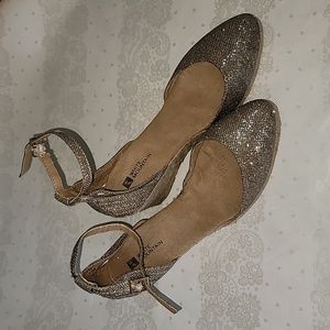 White Mountain wedged heels